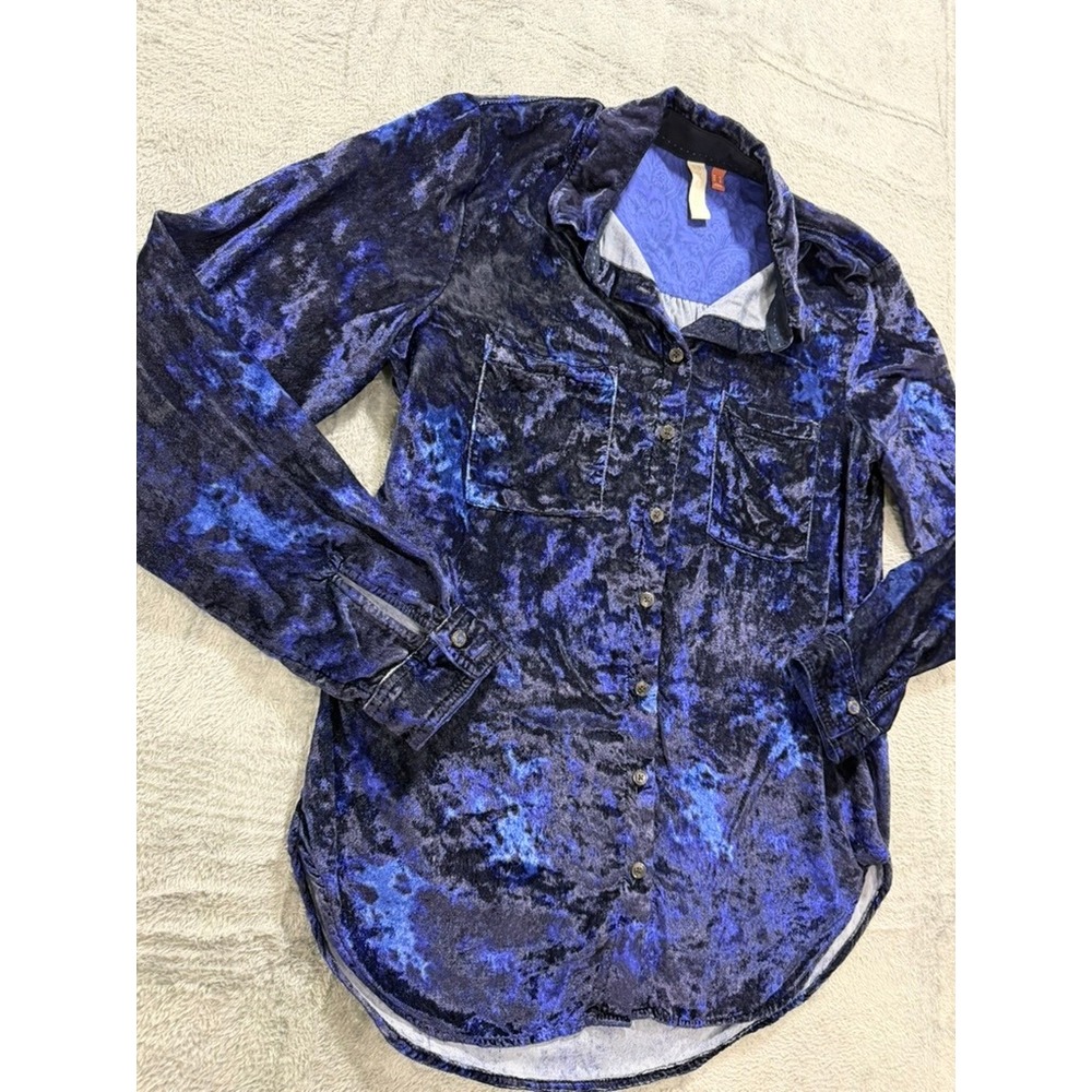 Pilcro Anthropologie Button Up Shirt Women US 6 Blue Velvet Abstract Top - Picture 3 of 12